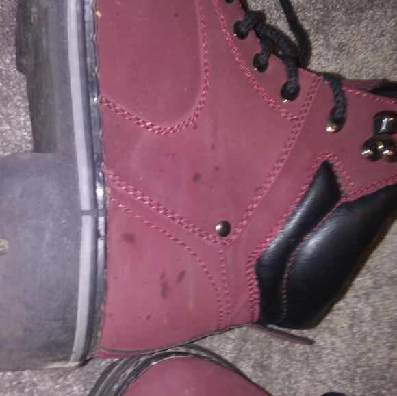 Forever Suede Like Boots - Picture 7 of 8